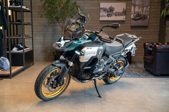 BMW R 1300 GS ADVENTURE BMW R 1300 GS ADVENTURE